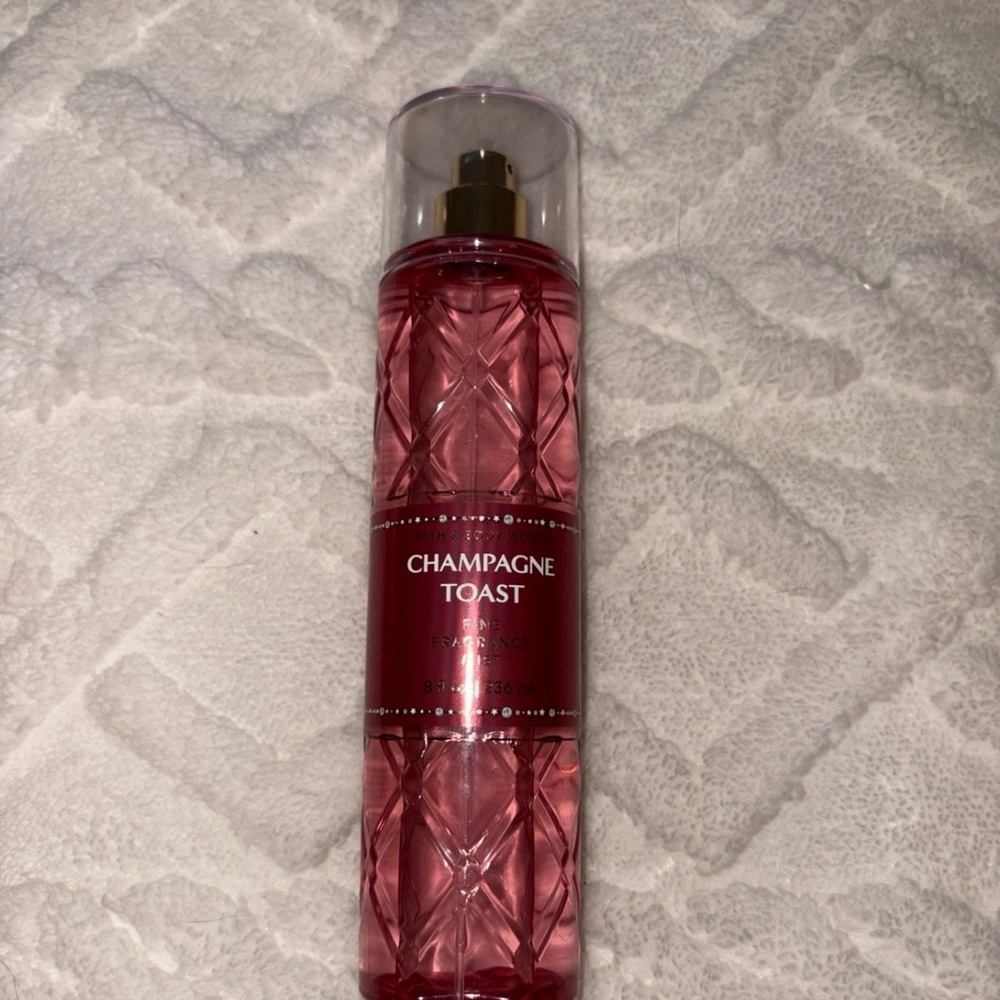 Bath & Body Works Champagne Toast Fragrance Mist - Pink